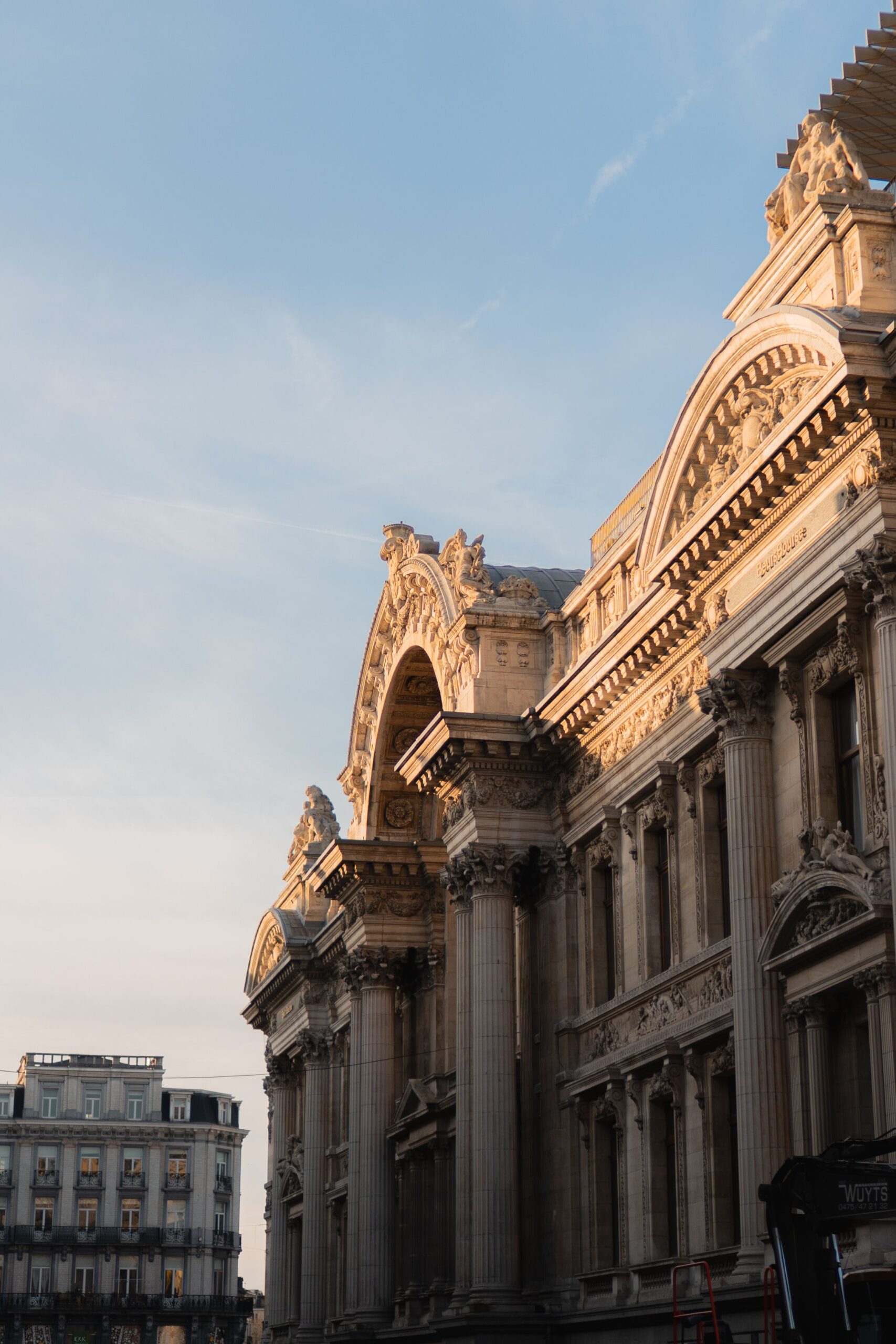 TRACFIN et la banque d’affaires : entre conformité et opportunités, un équilibre à trouver