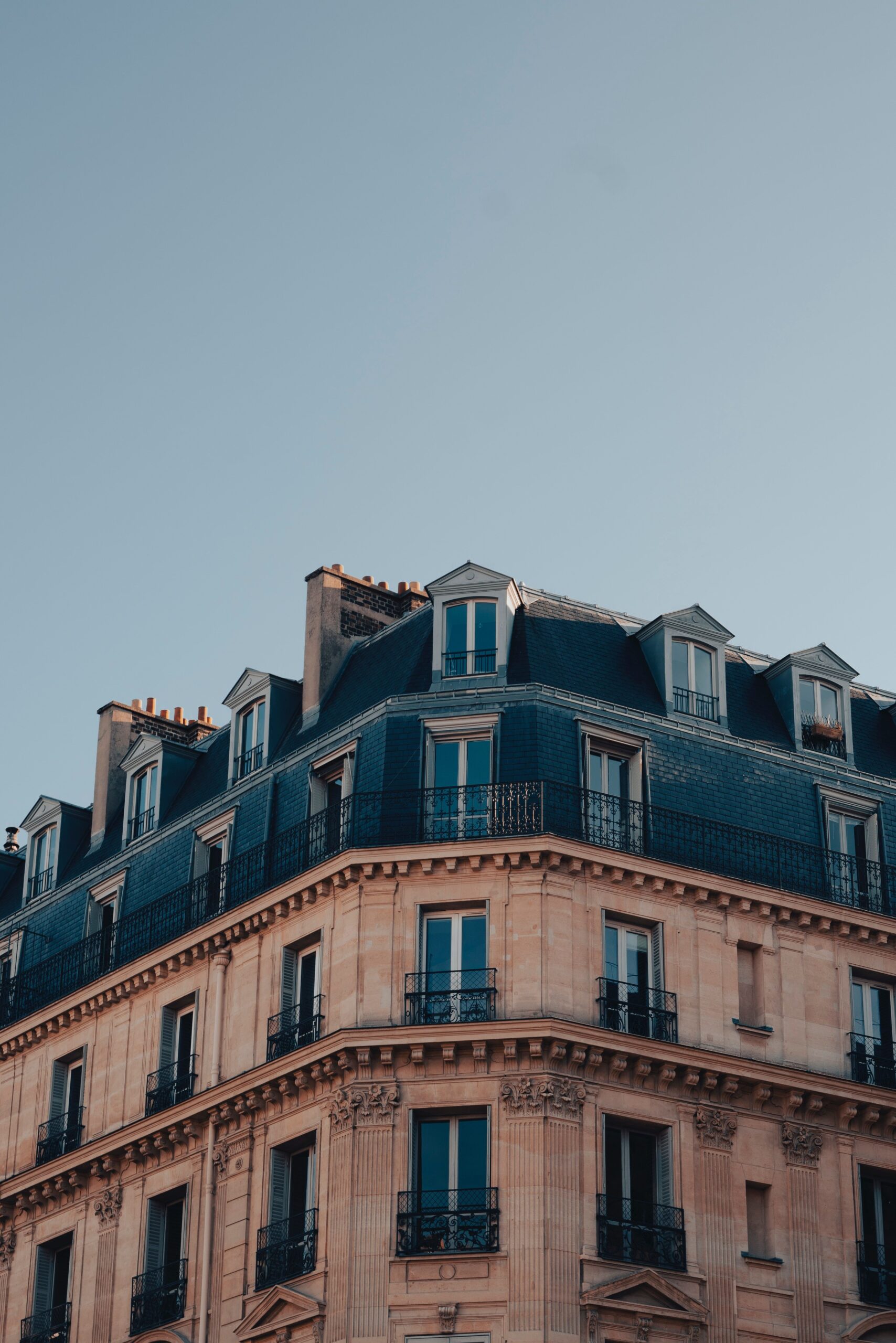 Pourquoi une provision à la signature du mandat est-elle indispensable en banque d’affaires ?